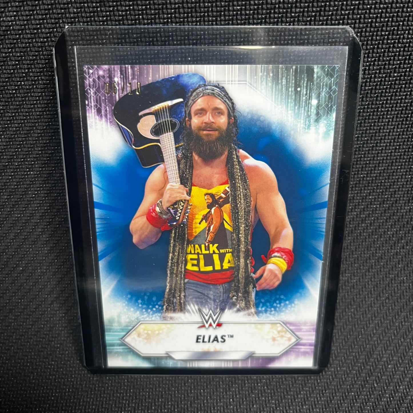 Elias - WWE 2022 - Base Card /10
